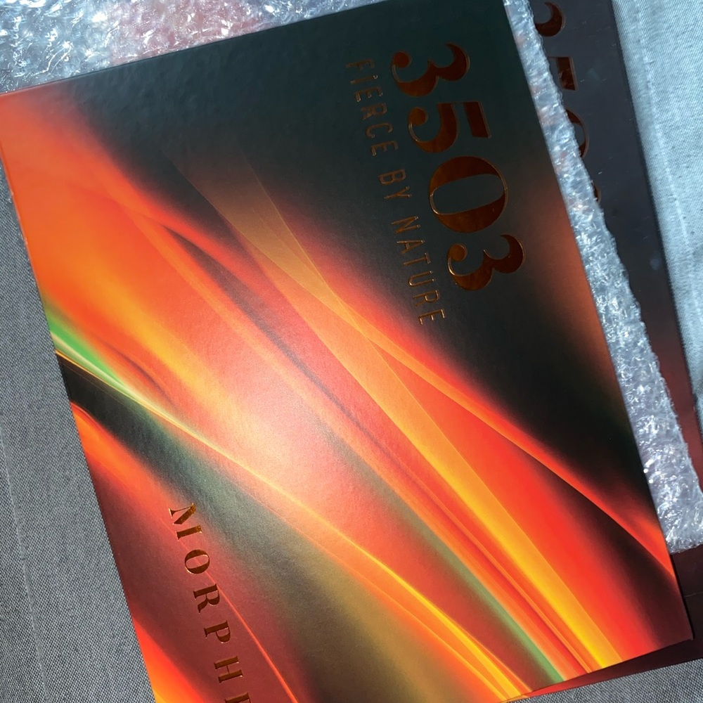 3503 MORPHE eyeshadow palette